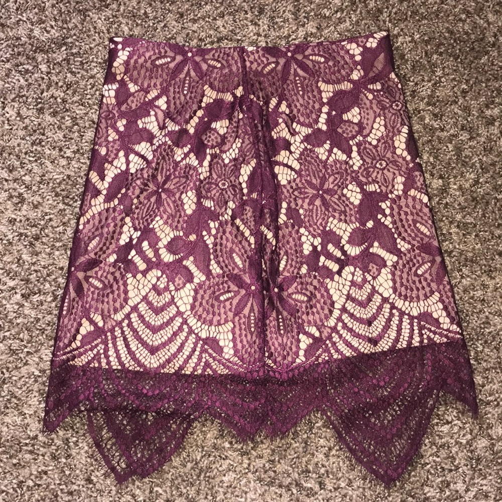 Super cute skirt from express